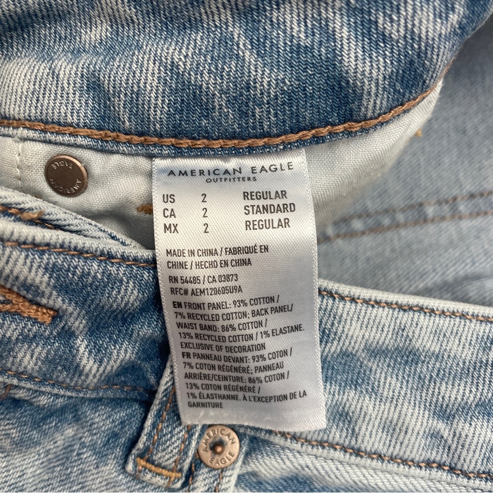 American Eagle- Basic Light Wash High Rise Strigi… - image 8